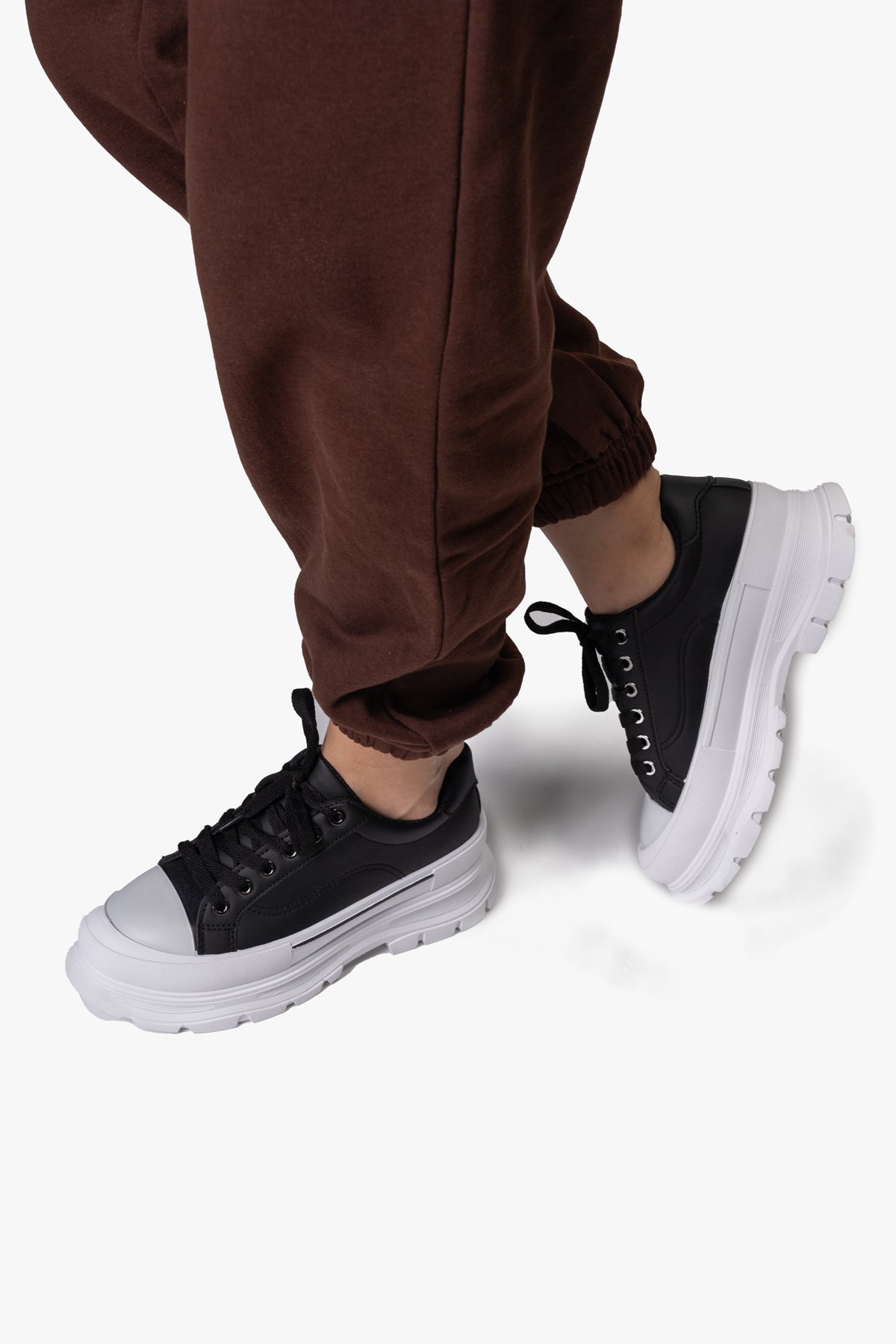Zapatilla Mujer Negro Grethel Carbin carbin